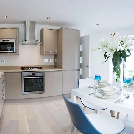 7 Atlantic Watch Apartment